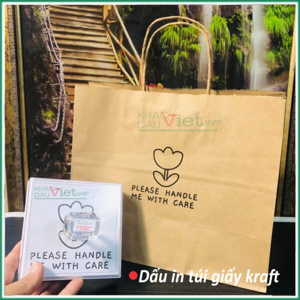 con dấu in logo bao bì túi nilon