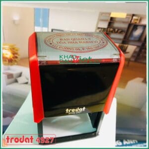 Con dấu oval tiếng hoa