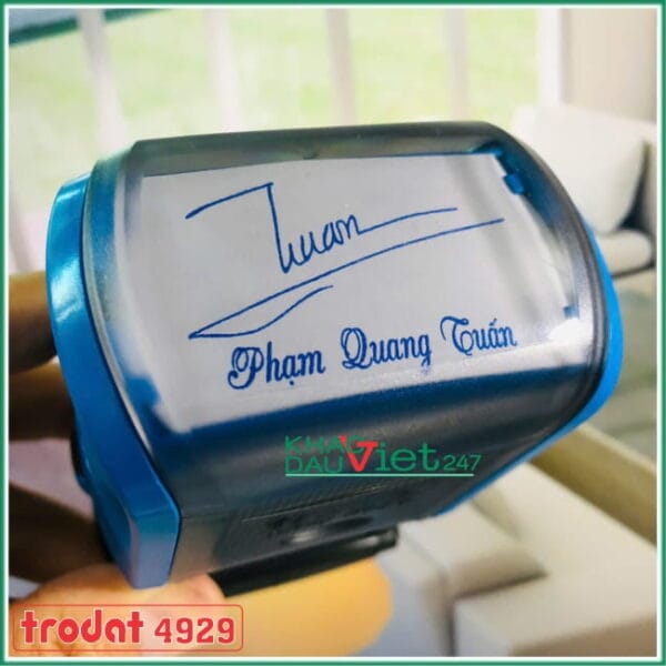 khắc dấu chữ ký và tên