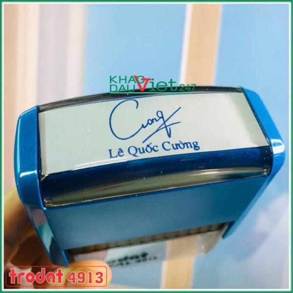 khắc dấu chữ ký và tên