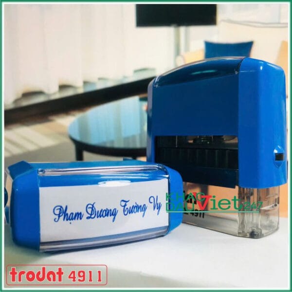 Con dấu tên cá nhân